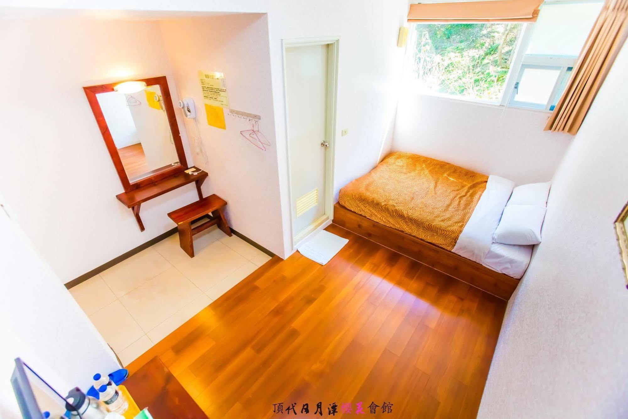 Dingdai Cherry Blossoms Resort Nantou Exterior photo